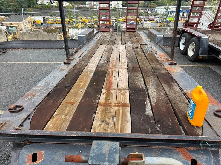 2011-towmaster-t16d-image-7