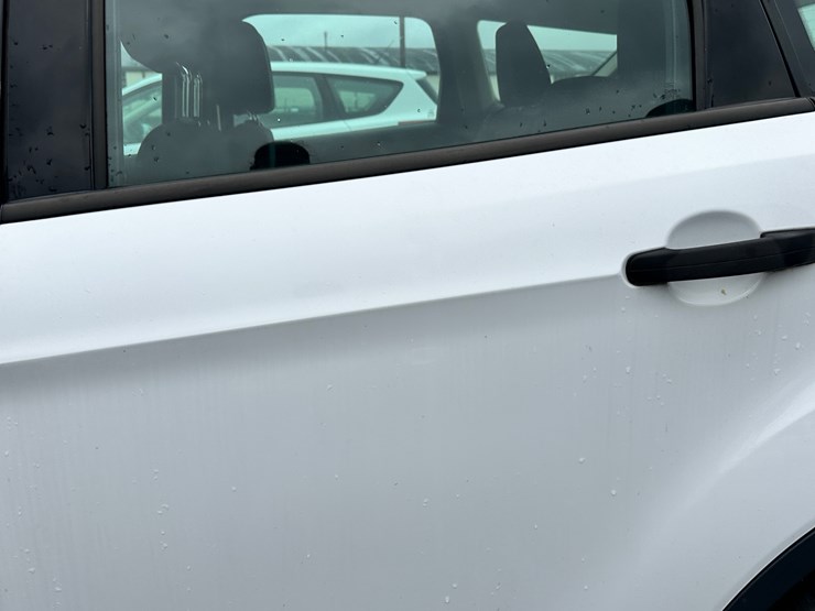 2016-ford-escape-image-47