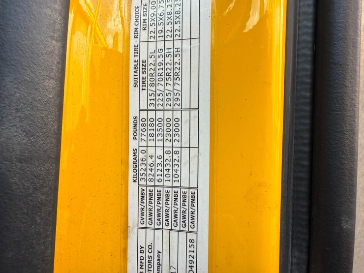 2018-peterbilt-567-image-20