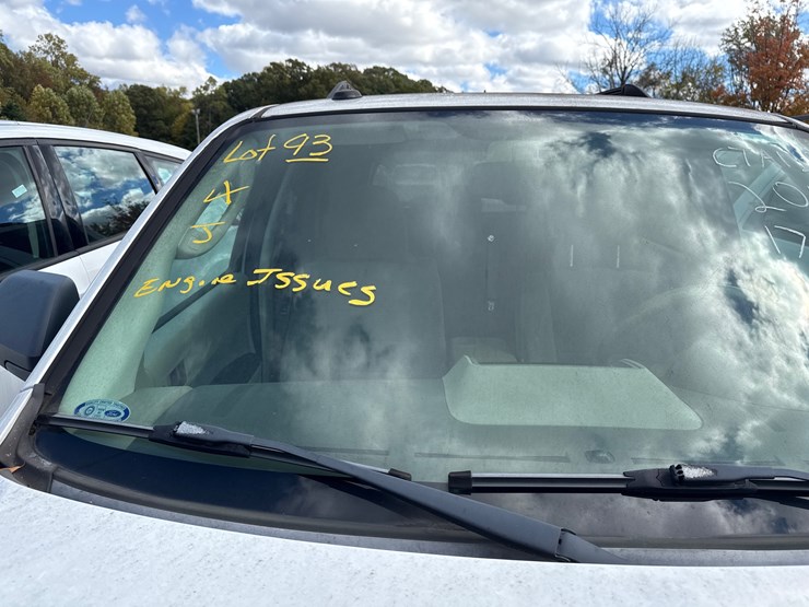 2012-ford-escape-xlt-image-2