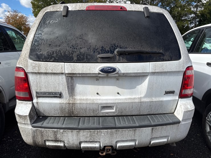 2012-ford-escape-xlt-image-40