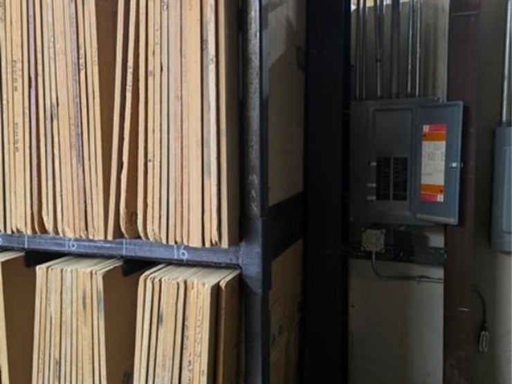 #2749-•-108---39-1/4"x63"-router-molds-w/-rack-image-3