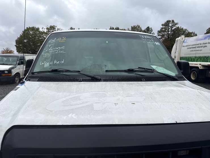 2009-ford-e350-image-5