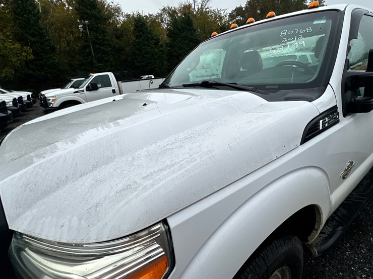 2012-ford-f250-xl-image-46