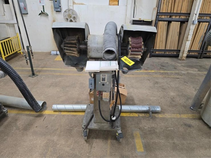 #2734-•-g&p-machinery-epn-flap-sander-image-6