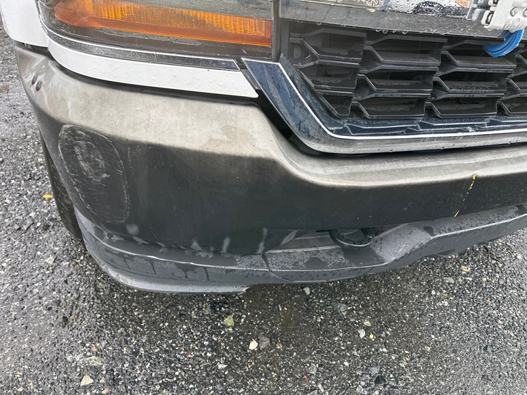 2018-chevrolet-k1500-image-21