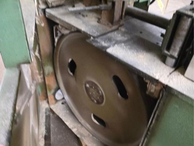 #2776-•-stenner-resaw-band-saw-image-21