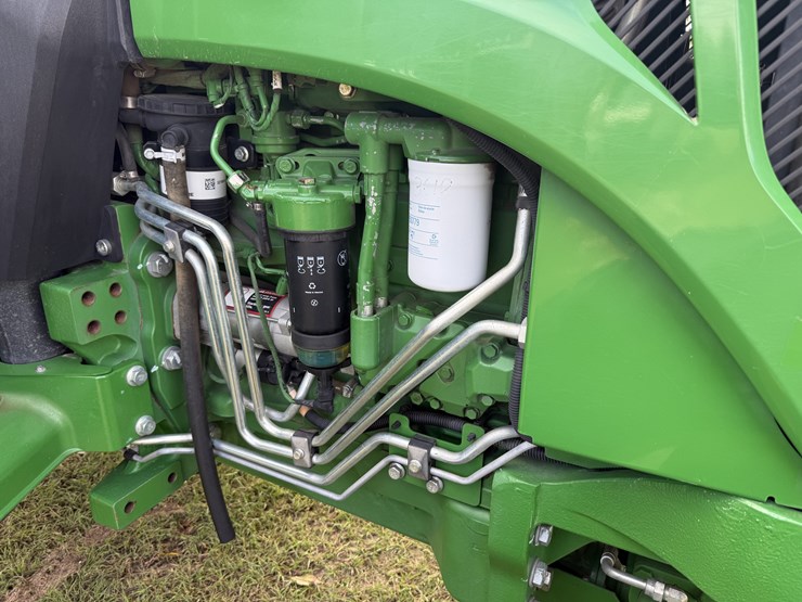 2017-john-deere-6120e-image-15