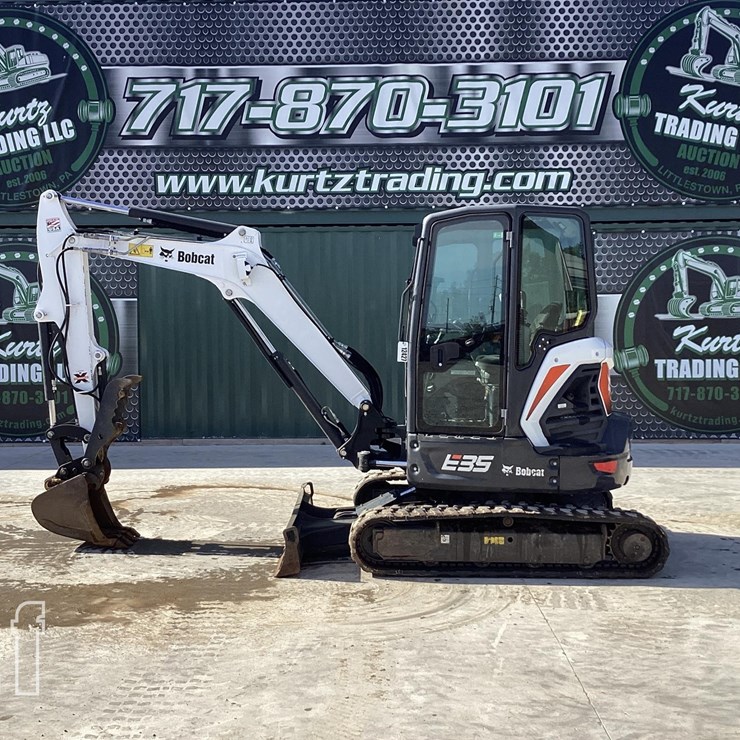 2019 BOBCAT E35