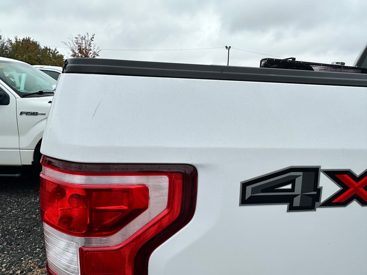 2020-ford-f150-xl-image-8