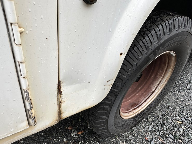 2015-ford-f350-image-13