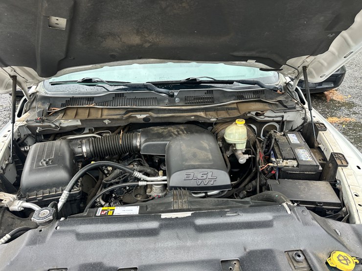 2015-dodge-ram-1500-image-80