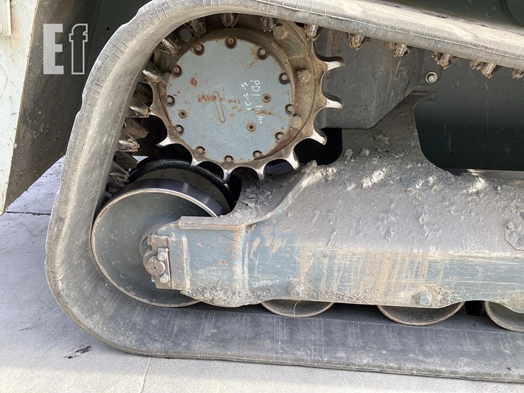 2021-takeuchi-tl12v2-image-12