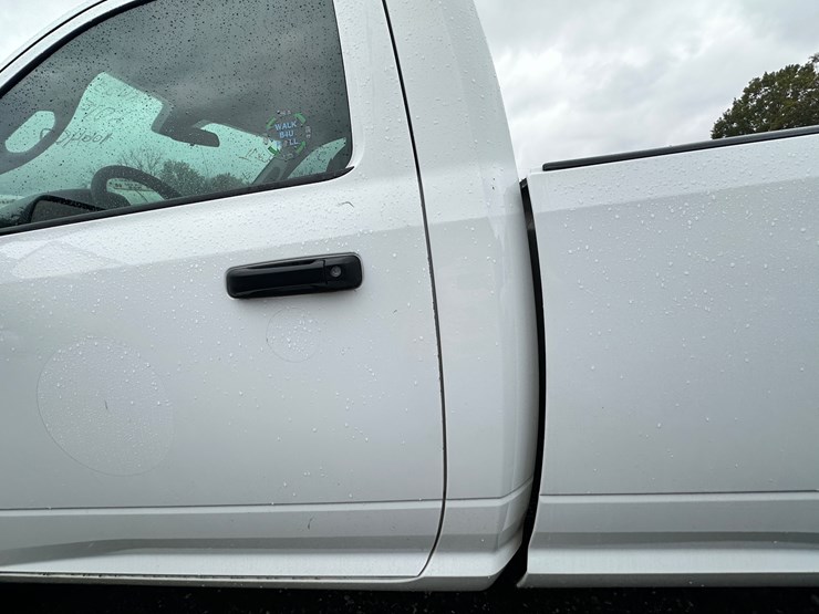 2015-dodge-ram-1500-image-45