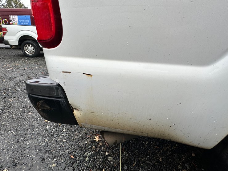 2012-ford-f250-xl-image-12