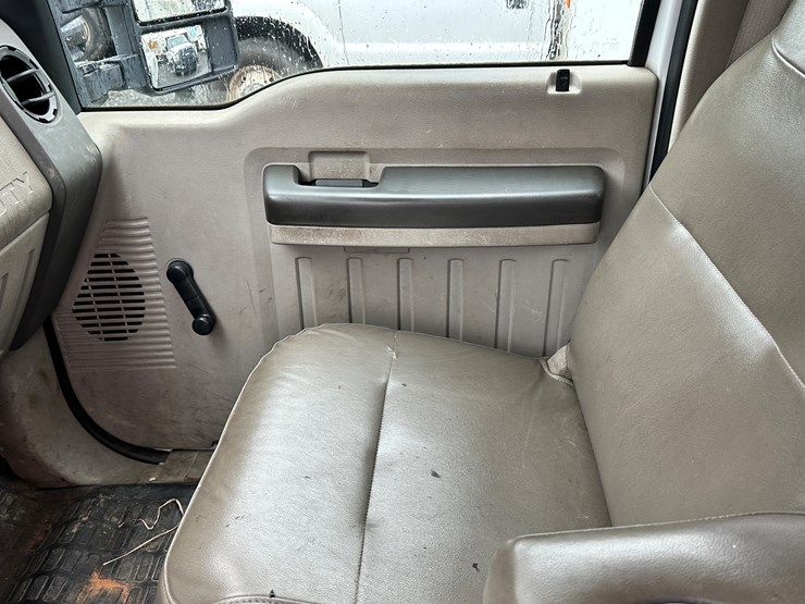 2008-ford-f250-xl-image-87