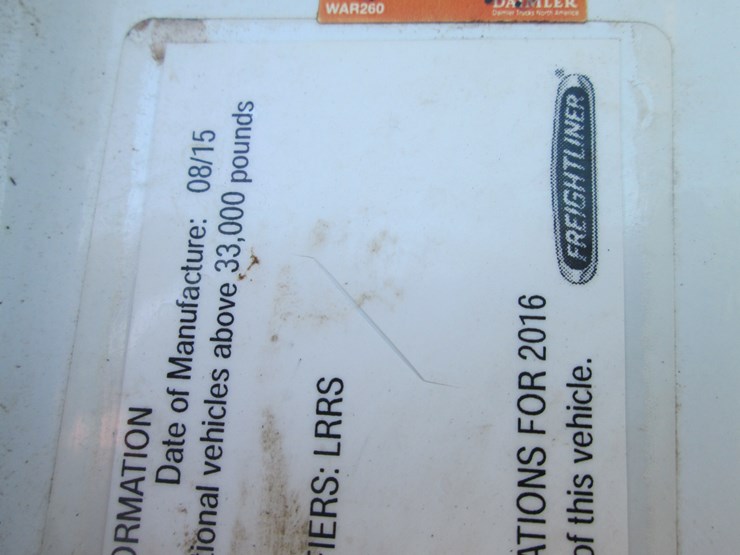 2016-freightliner-108sd-image-48