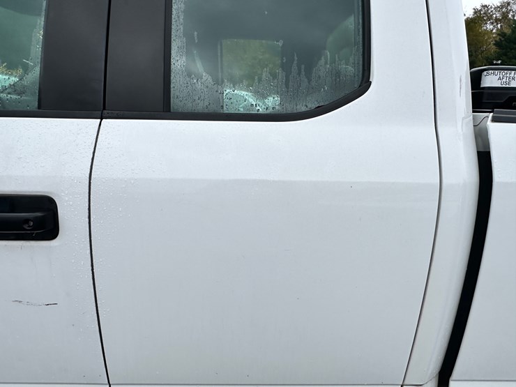 2020-ford-f150-xl-image-57