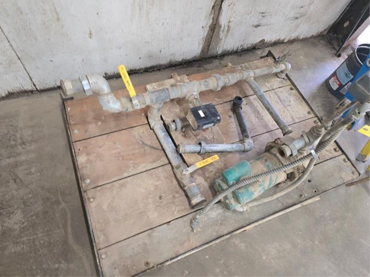 #2683-•-electric-water-pump-&-pipe-image-3