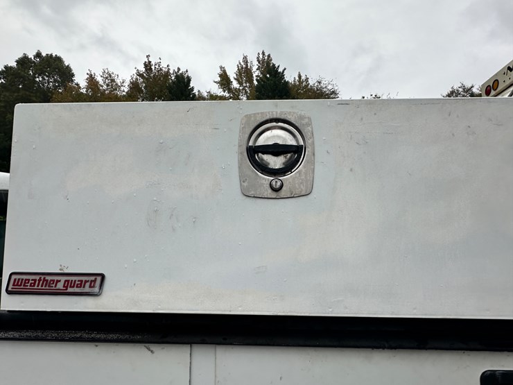 2015-ford-f350-xl-image-52