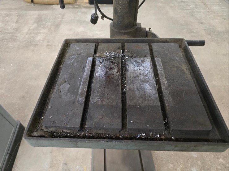 #2701-•-ellis-8500-variable-speed-drill-press-image-10