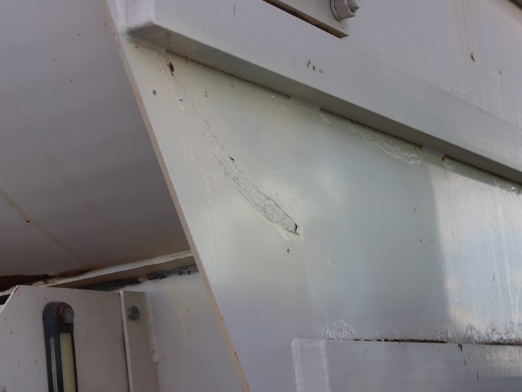 2004-international-durastar-4300-image-96