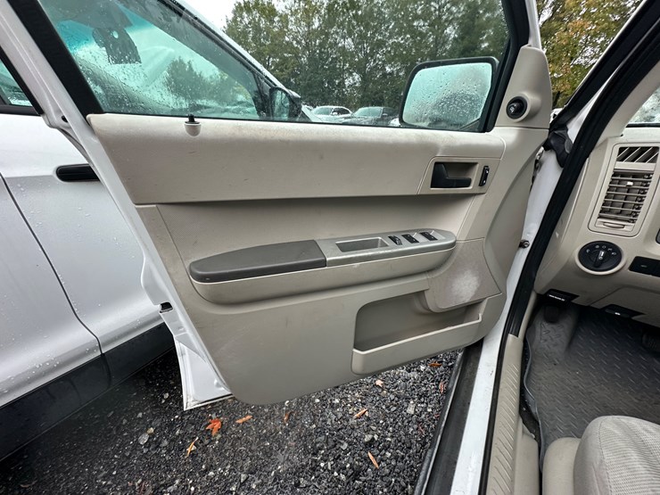 2008-ford-escape-hybrid-image-24