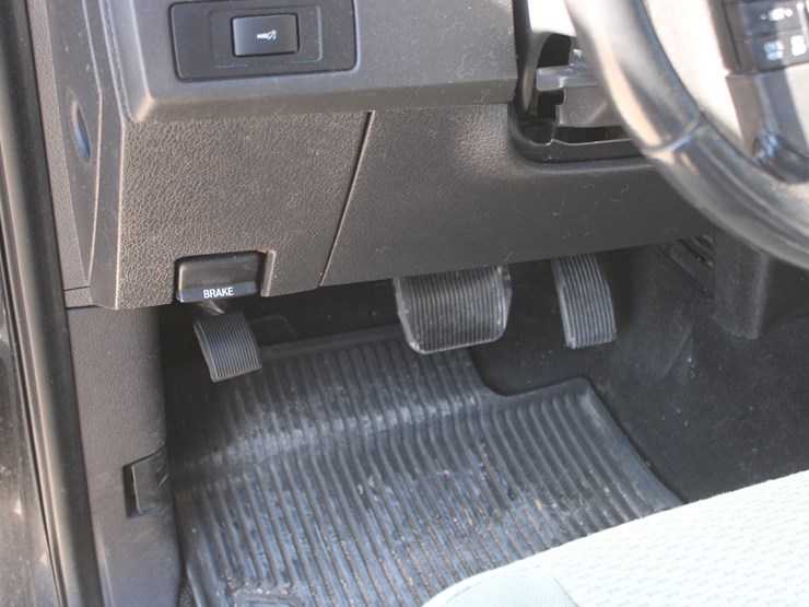 2013-ford-f150-image-36