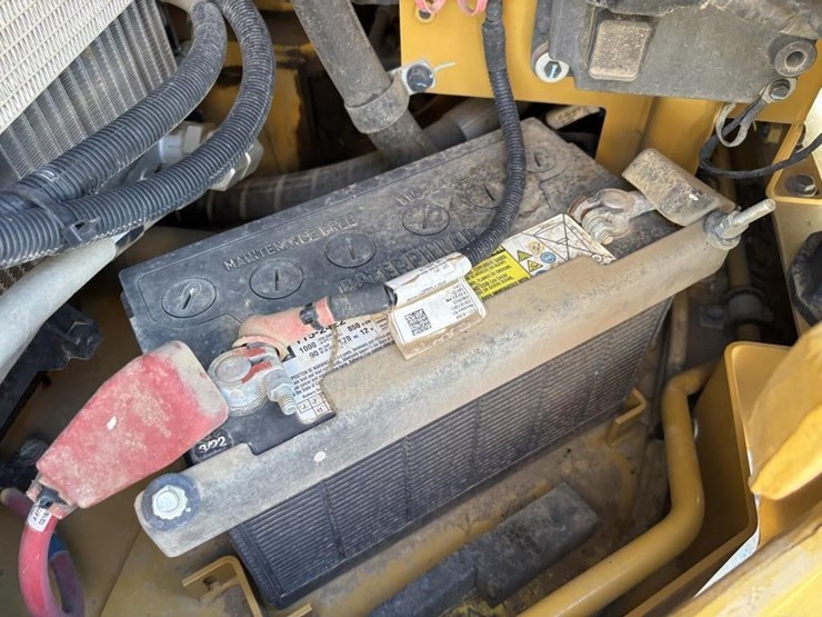 2021-caterpillar-308-cr-image-52