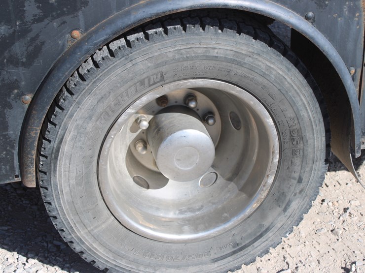 2002-ford-f450-xlt-image-19