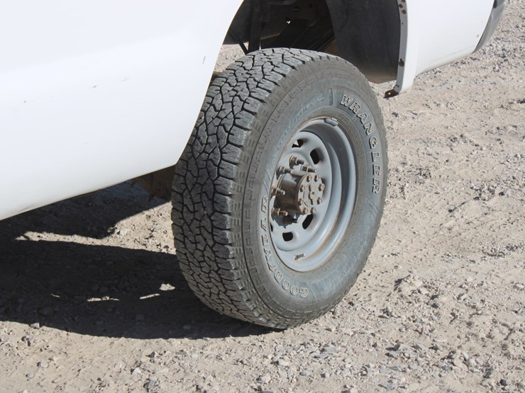 2001-ford-f350-image-10