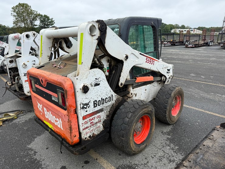 2015-bobcat-s650-image-3