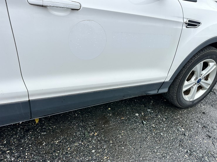 2014-ford-escape-image-17