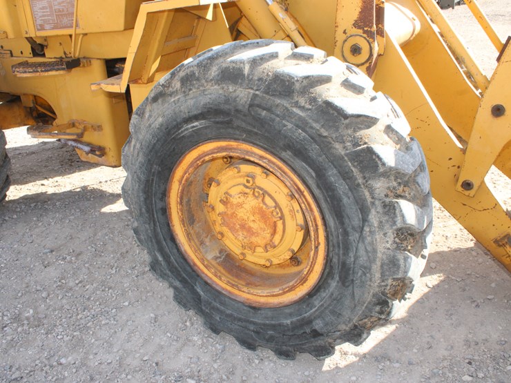 caterpillar-930-image-60