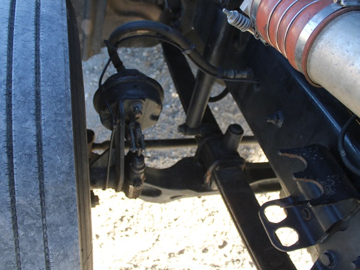 2016-freightliner-cascadia-125-image-43