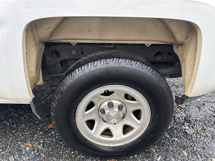 2018-chevrolet-k1500-image-33