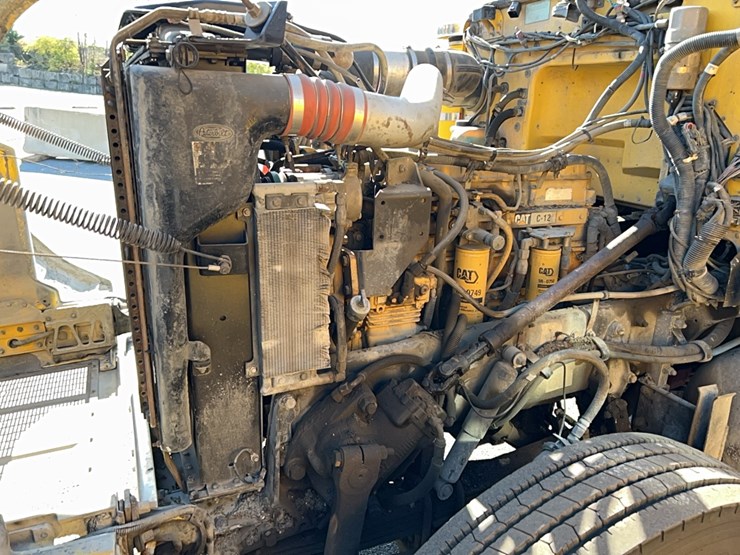 2003-peterbilt-378-image-24