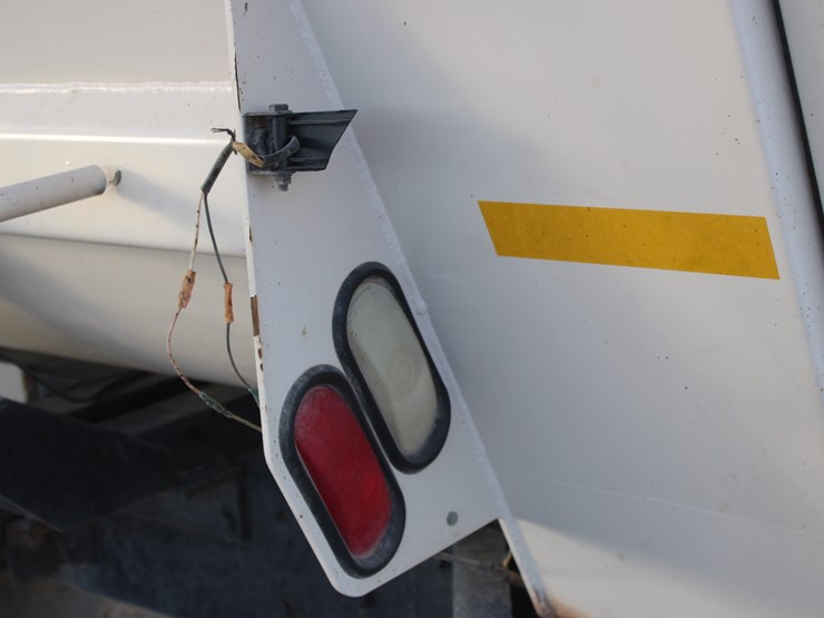 2004-international-durastar-4300-image-82