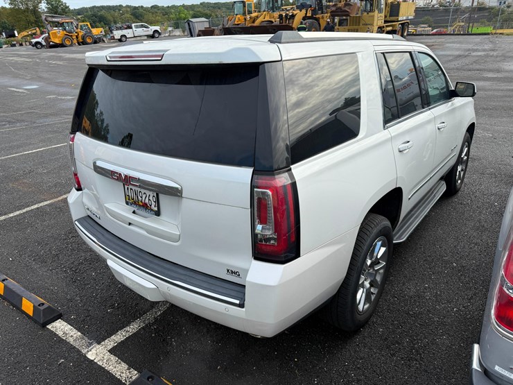2019-gmc-yukon-denali-image-3