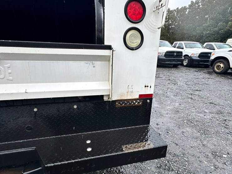 2016-ford-f250-xl-image-72