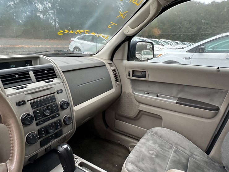 2012-ford-escape-xlt-image-20