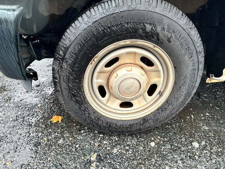 2016-ford-f250-xl-image-45