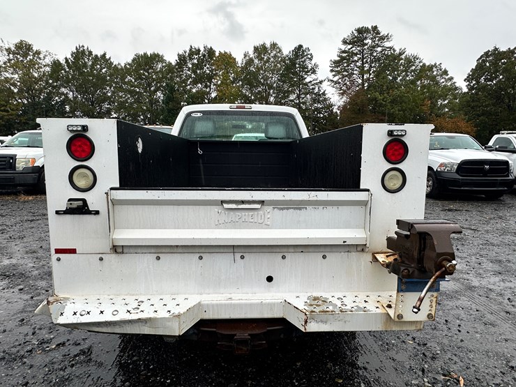 2012-ford-f250-xl-image-8