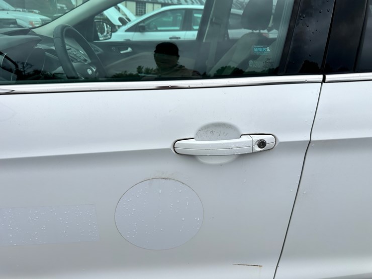 2014-ford-escape-image-42