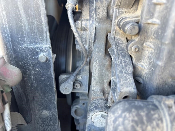 2004-case-721d-image-56