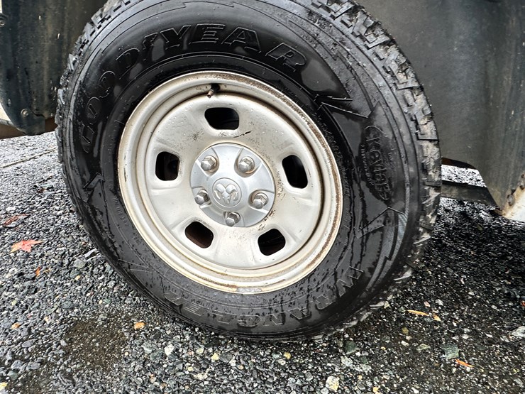 2013-dodge-ram-1500-image-14