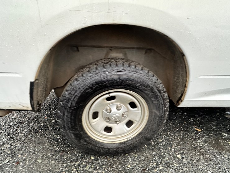 2015-dodge-ram-1500-image-10