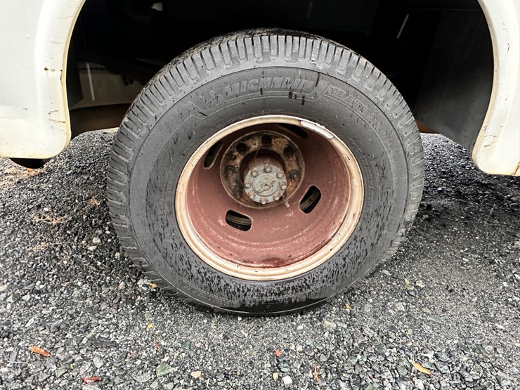 2015-ford-f350-image-11