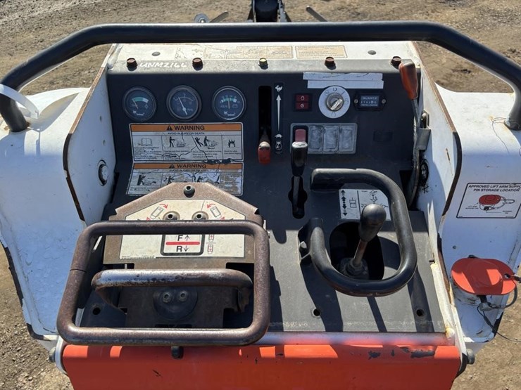 2007-bobcat-mt52-image-19