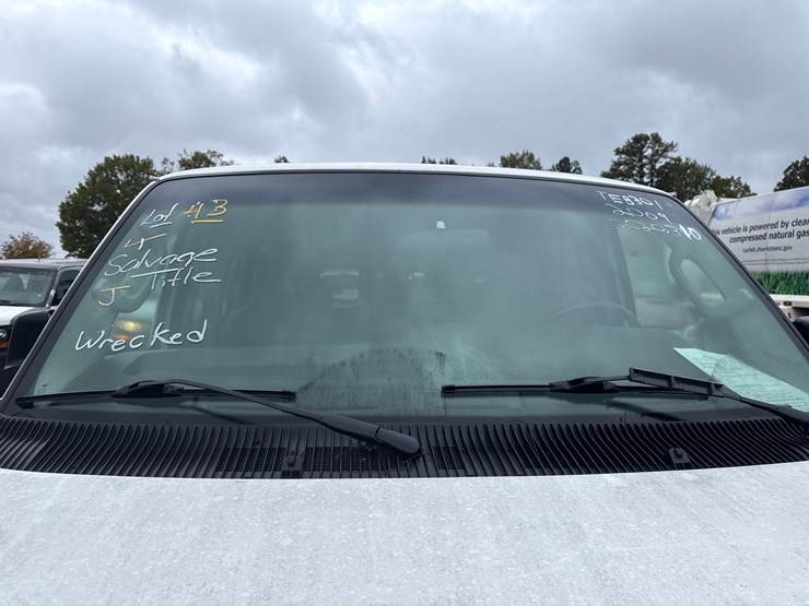 2009-ford-e350-image-2